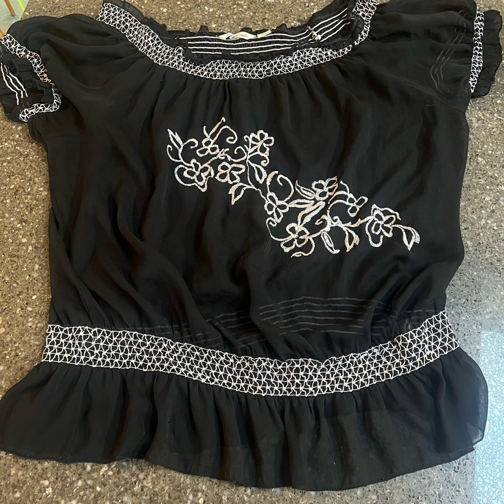 Derek Heart Plus Sheer Black Top with White Floral Embroidery Size 3X Smocked